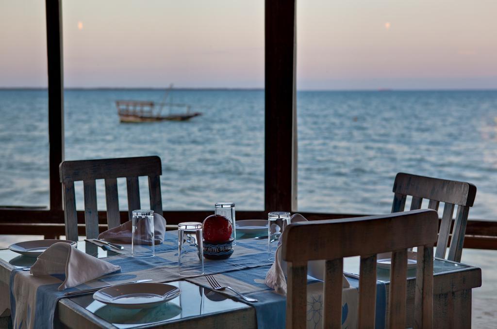Mediterraneo Hotel y Restaurante Dar es Salaam Exterior foto
